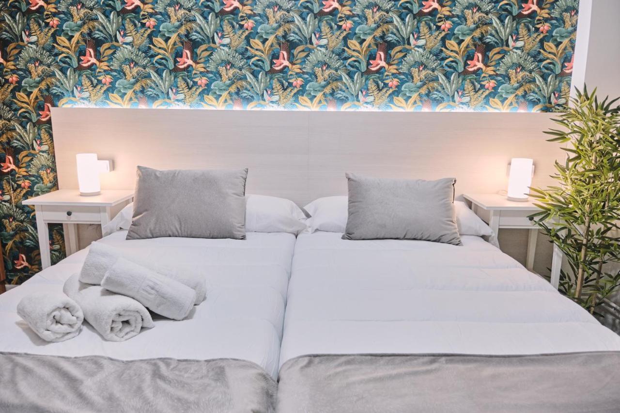 Peregrina Pension 6 Педрусо Экстерьер фото