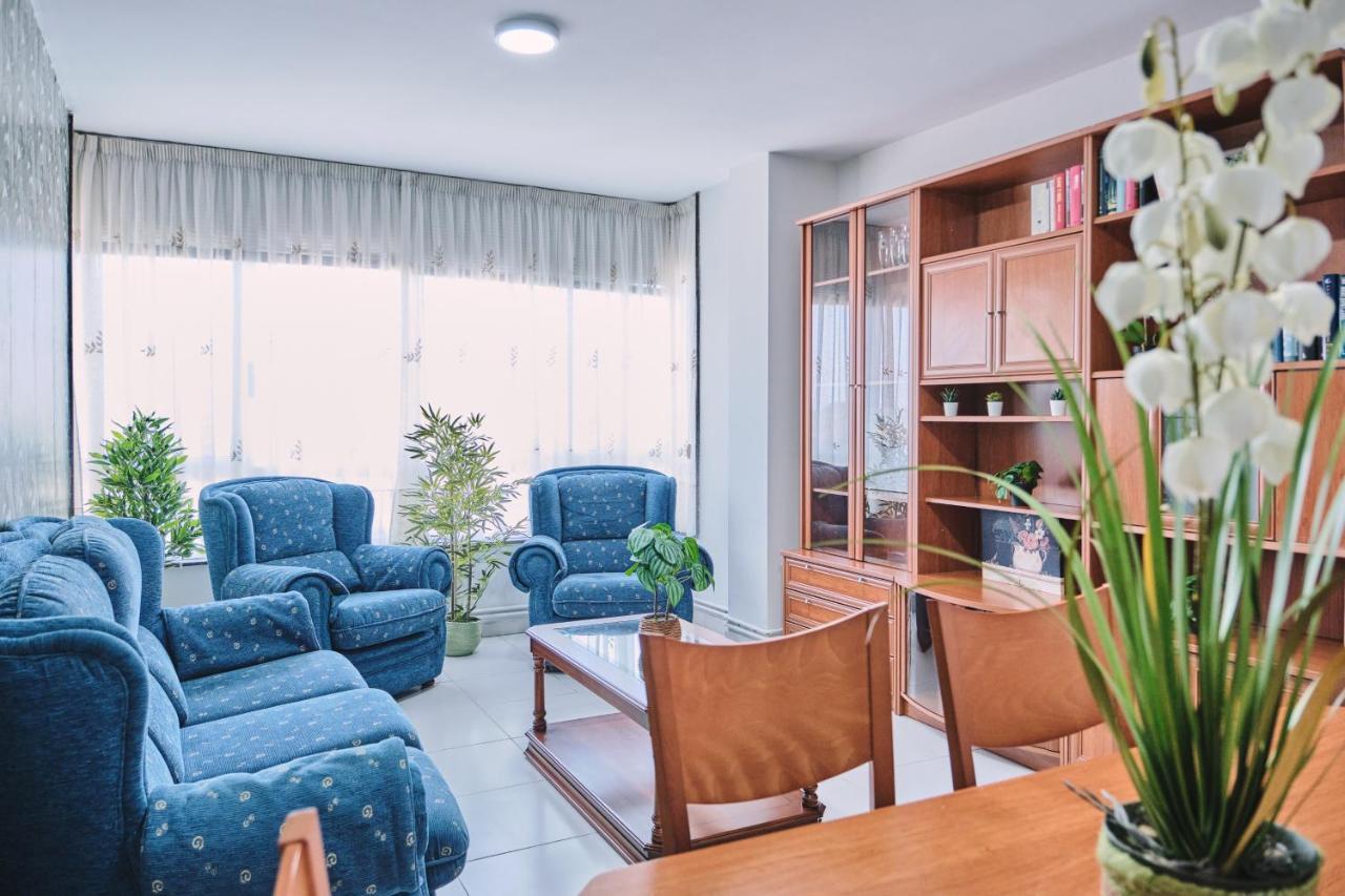 Peregrina Pension 6 Педрусо Экстерьер фото