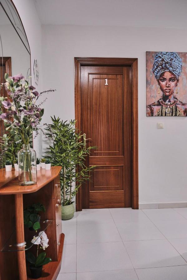 Peregrina Pension 6 Педрусо Экстерьер фото