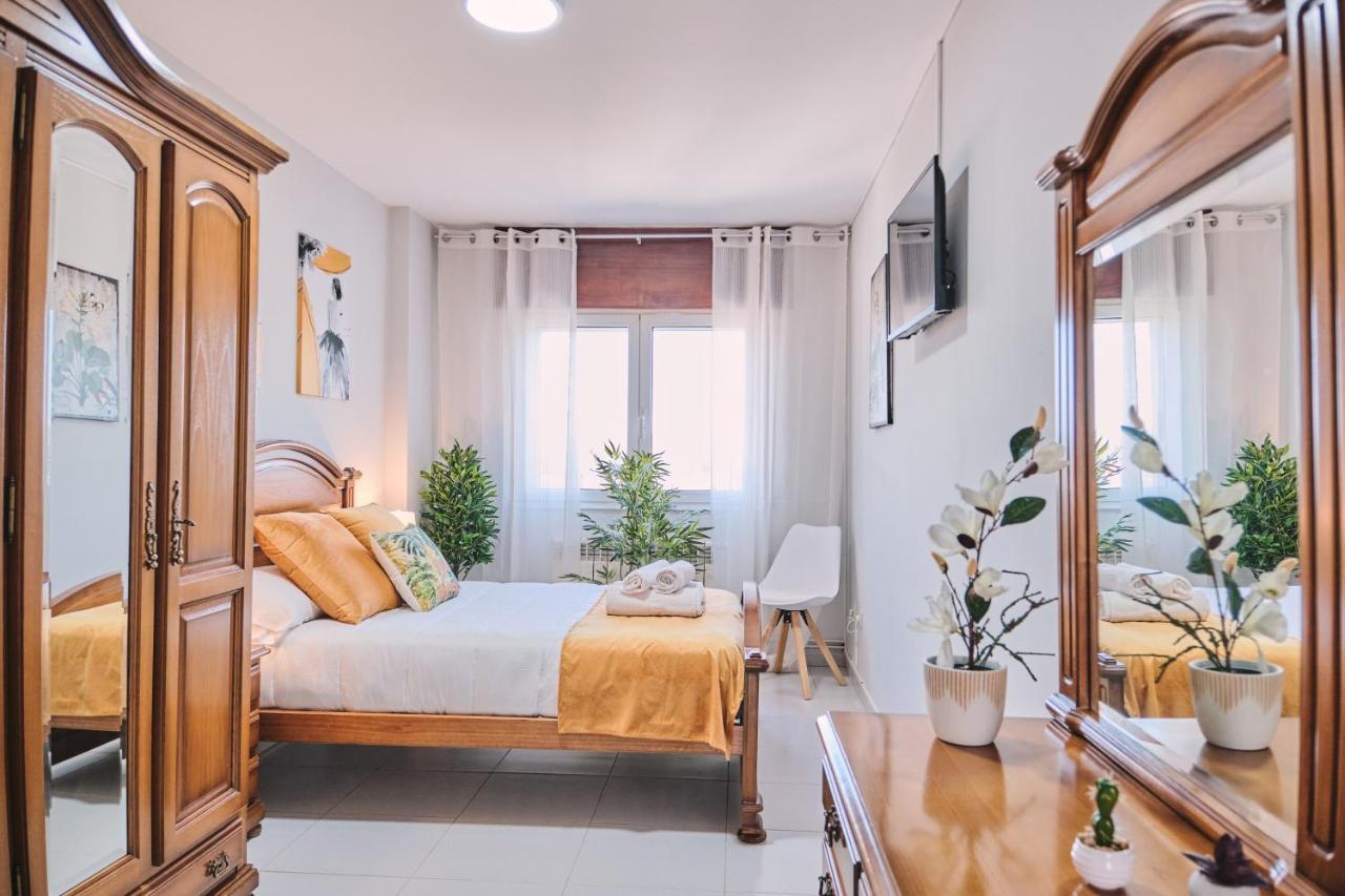 Peregrina Pension 6 Педрусо Экстерьер фото