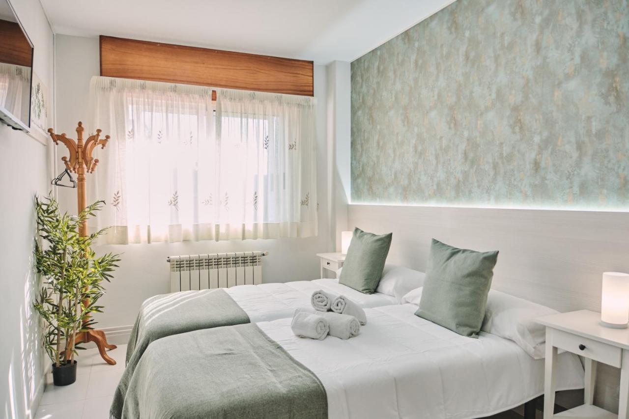 Peregrina Pension 6 Педрусо Экстерьер фото